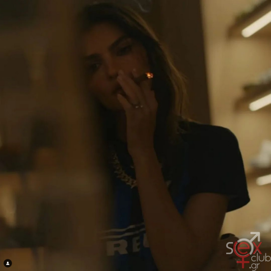 Screenshot 2024-08-12 at 22-43-23 Emily Ratajkowski (@emrata) • Φωτογραφίες και βίντεο στο Instagram.png