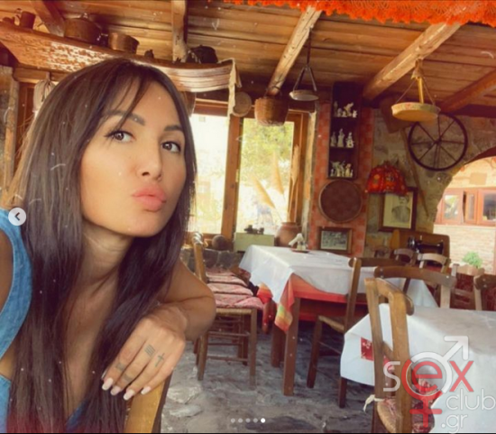 Screenshot 2024-10-13 at 19-09-10 Athina politi?? (@politi_athina) • Φωτογραφίες και βίντεο στο Instagram.png