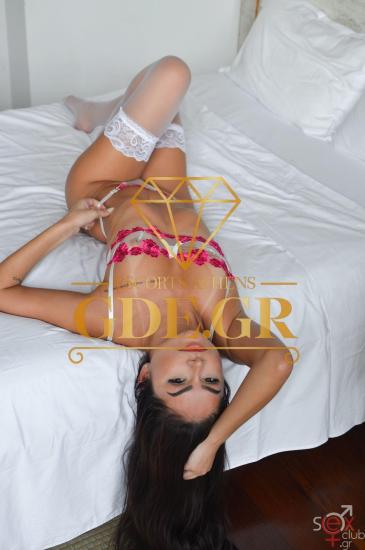 ANNA-EROTIC-BRUNETTE-LATIN-GDE-MODEL-IN-ATHENS-6.jpg