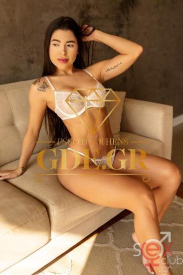 LUNA-SENSUAL-SKINNY-LATIN-GDE-MODEL-IN-ATHENS-9.jpg