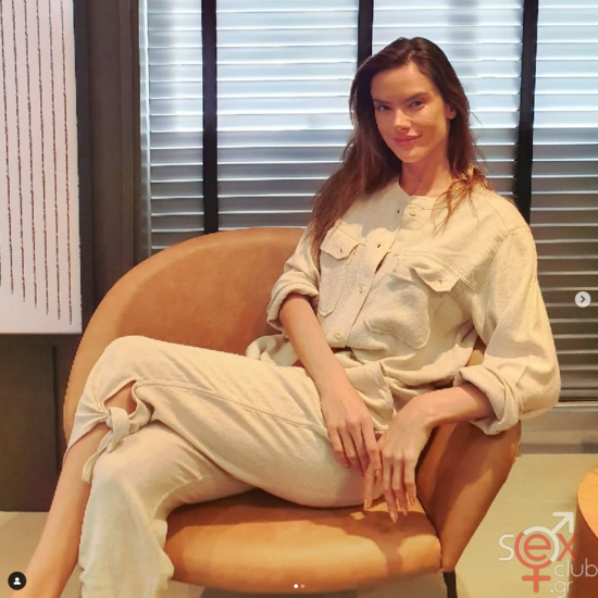 Screenshot 2024-08-18 at 21-17-25 Alessandra Ambrosio (@alessandraambrosio) • Φωτογραφίες και βίντεο στο Instagram.png