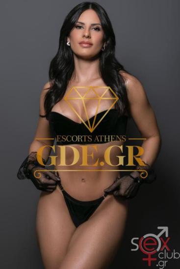 FERNADA-FITNESS-BRUNETTE-LATIN-GDE-MODEL-IN-ATHENS-7.jpg