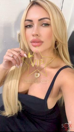 ESCORT-ATHENS-YULIA-BLOND-GIRL-IN-ATHENS-44.jpg
