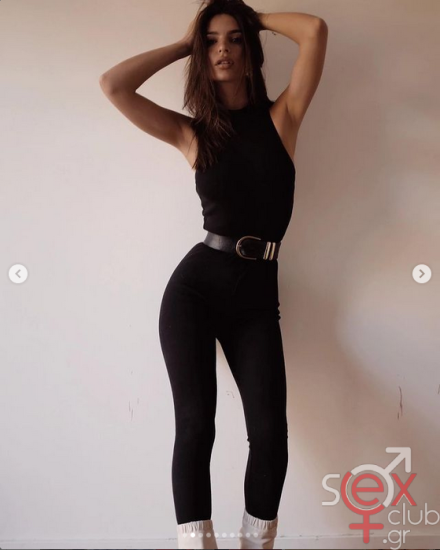 Screenshot 2024-08-12 at 23-40-28 Emily Ratajkowski (@emrata) • Φωτογραφίες και βίντεο στο Instagram.png