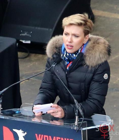 Scarlett_Johansson_at_Women's_March_on_Washington_(cropped).jpg