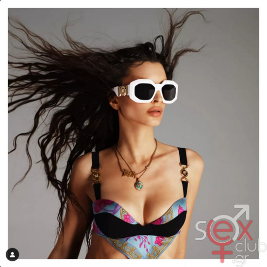 Screenshot 2024-08-13 at 16-27-35 Emily Ratajkowski (@emrata) • Φωτογραφίες και βίντεο στο Instagram.png