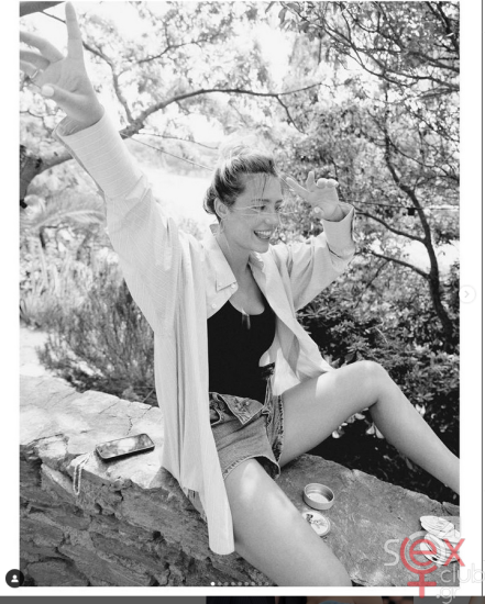 Screenshot 2025-01-12 at 16-53-32 adeleexarchopoulos • Φωτογραφίες και βίντεο στο Instagram.png