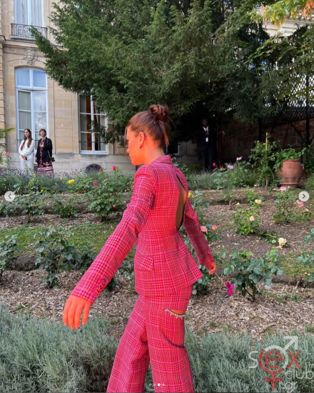 Screenshot 2025-01-12 at 18-17-49 adeleexarchopoulos • Φωτογραφίες και βίντεο στο Instagram.png
