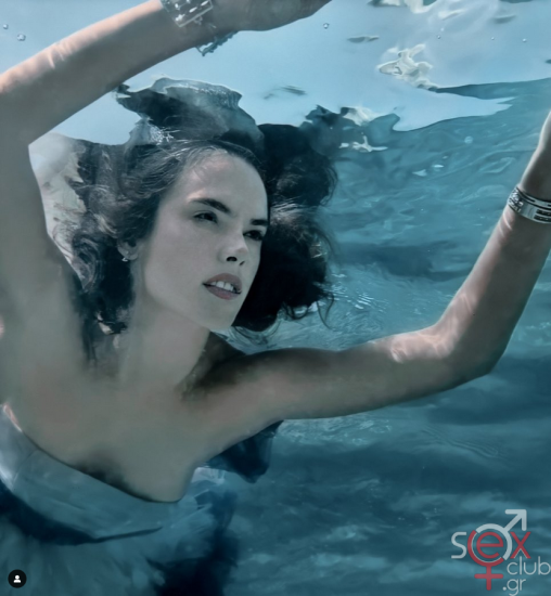 Screenshot 2024-09-14 at 20-32-40 Alessandra Ambrosio (@alessandraambrosio) • Φωτογραφίες και βίντεο στο Instagram.png