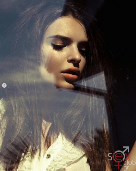 Screenshot 2024-08-13 at 18-52-39 Emily Ratajkowski (@emrata) • Φωτογραφίες και βίντεο στο Instagram.png