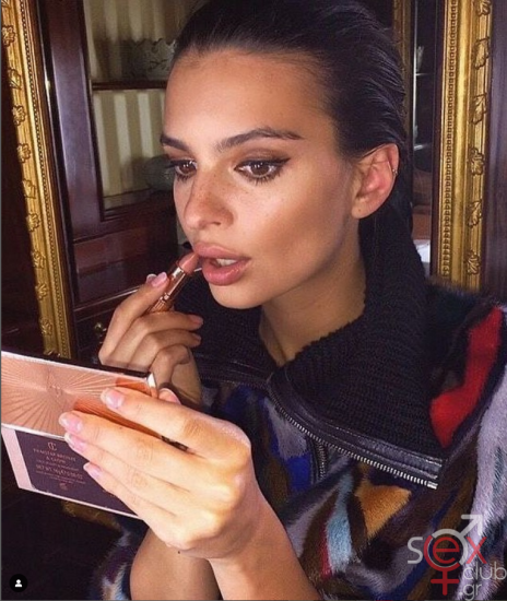 Screenshot 2024-08-13 at 19-16-46 Emily Ratajkowski (@emrata) • Φωτογραφίες και βίντεο στο Instagram.png