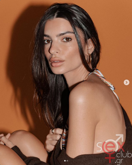 Screenshot 2024-08-13 at 23-22-53 Emily Ratajkowski (@emrata) • Φωτογραφίες και βίντεο στο Instagram.png