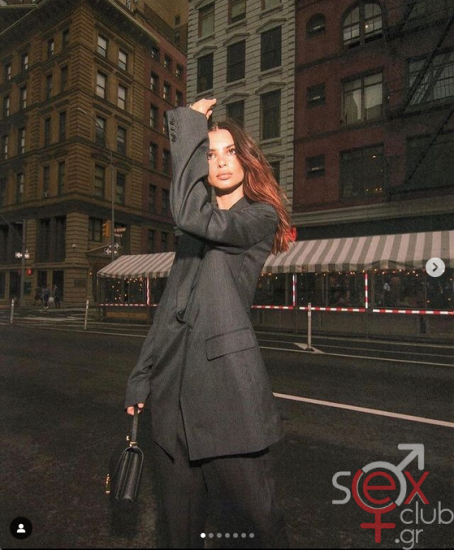 Screenshot 2024-08-14 at 09-51-52 Emily Ratajkowski (@emrata) • Φωτογραφίες και βίντεο στο Instagram.png