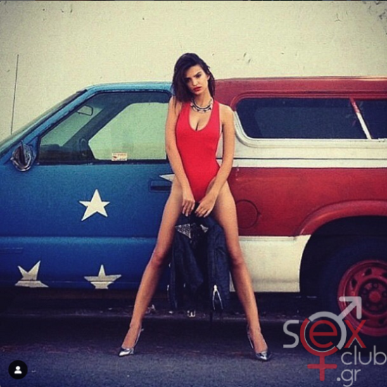 Screenshot 2024-08-14 at 10-05-55 Emily Ratajkowski (@emrata) • Φωτογραφίες και βίντεο στο Instagram.png