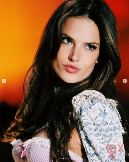 Screenshot 2024-09-15 at 20-42-17 Alessandra Ambrosio (@alessandraambrosio) • Φωτογραφίες και βίντεο στο Instagram.png