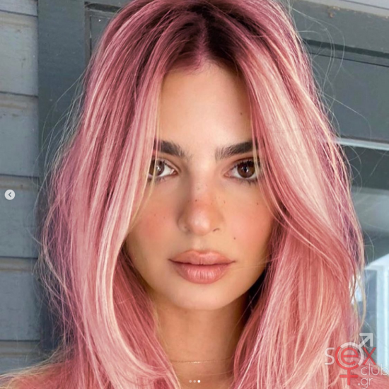 Screenshot 2024-08-14 at 11-12-28 Emily Ratajkowski (@emrata) • Φωτογραφίες και βίντεο στο Instagram.png