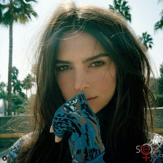 Screenshot 2024-08-14 at 11-22-29 Emily Ratajkowski (@emrata) • Φωτογραφίες και βίντεο στο Instagram.png