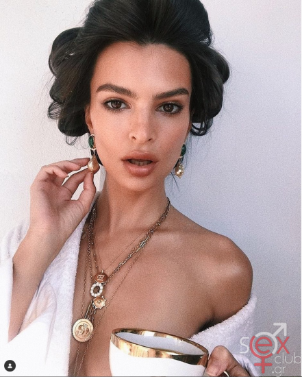 Screenshot 2024-08-14 at 11-25-09 Emily Ratajkowski (@emrata) • Φωτογραφίες και βίντεο στο Instagram.png