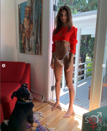 Screenshot 2024-08-14 at 11-29-49 Emily Ratajkowski (@emrata) • Φωτογραφίες και βίντεο στο Instagram.png
