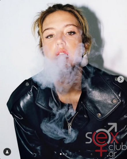 Screenshot 2025-02-16 at 18-19-02 adeleexarchopoulos • Φωτογραφίες και βίντεο στο Instagram.png