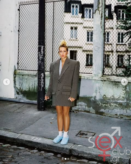 Screenshot 2025-02-16 at 18-19-08 adeleexarchopoulos • Φωτογραφίες και βίντεο στο Instagram.png