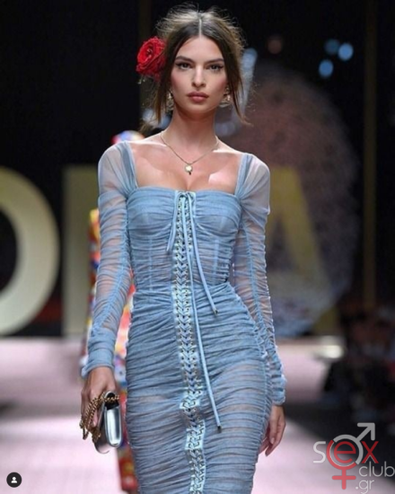 Screenshot 2024-08-14 at 20-20-22 Emily Ratajkowski (@emrata) • Φωτογραφίες και βίντεο στο Instagram.png