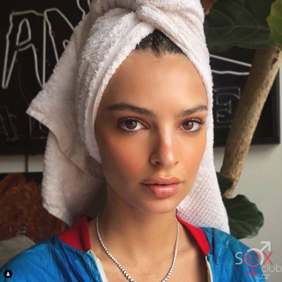 Screenshot 2024-08-15 at 17-43-07 Emily Ratajkowski (@emrata) • Φωτογραφίες και βίντεο στο Instagram.png