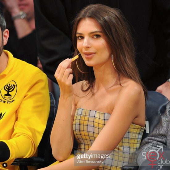 Screenshot 2024-08-15 at 17-51-34 Emily Ratajkowski (@emrata) • Φωτογραφίες και βίντεο στο Instagram.png