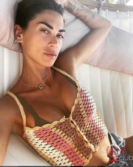 Screenshot 2025-02-09 at 19-49-32 Melissa Satta (@melissasatta) • Φωτογραφίες και βίντεο στο Instagram.png