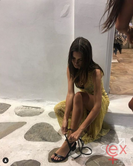 Screenshot 2024-08-19 at 17-07-44 Emily Ratajkowski (@emrata) • Φωτογραφίες και βίντεο στο Instagram.png