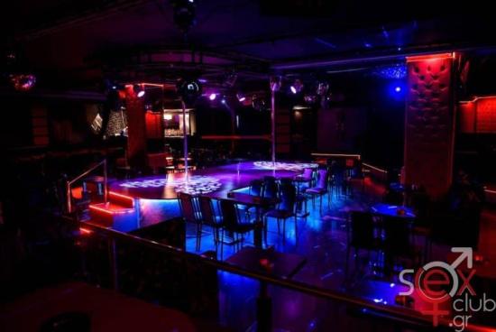 golden-queens-strip-clubs-athens.jpg