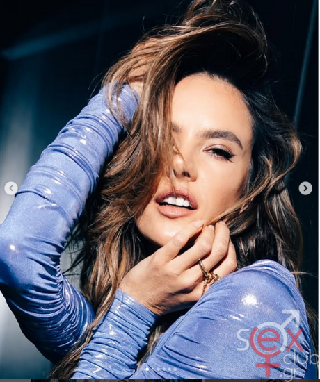 Screenshot 2025-04-06 at 19-23-04 Alessandra Ambrosio (@alessandraambrosio) • Φωτογραφίες και βίντεο στο Instagram.png