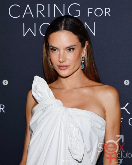 Screenshot 2025-04-06 at 19-24-53 Alessandra Ambrosio (@alessandraambrosio) • Φωτογραφίες και βίντεο στο Instagram.png