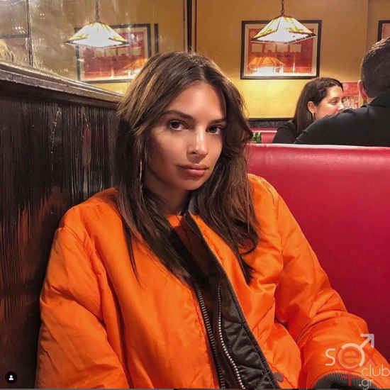 Screenshot 2024-08-20 at 21-37-39 Emily Ratajkowski (@emrata) • Φωτογραφίες και βίντεο στο Instagram.png