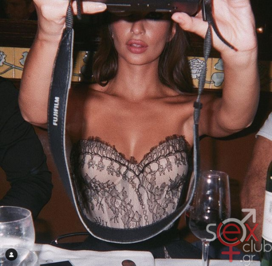 Screenshot 2024-08-20 at 22-26-12 Emily Ratajkowski (@emrata) • Φωτογραφίες και βίντεο στο Instagram.png