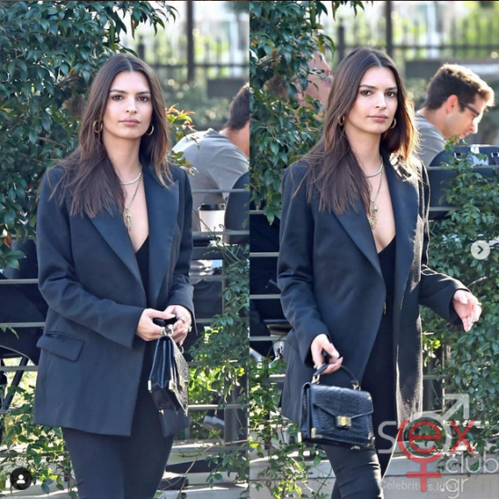 Screenshot 2024-08-20 at 22-28-39 Emily Ratajkowski (@emrata) • Φωτογραφίες και βίντεο στο Instagram.png