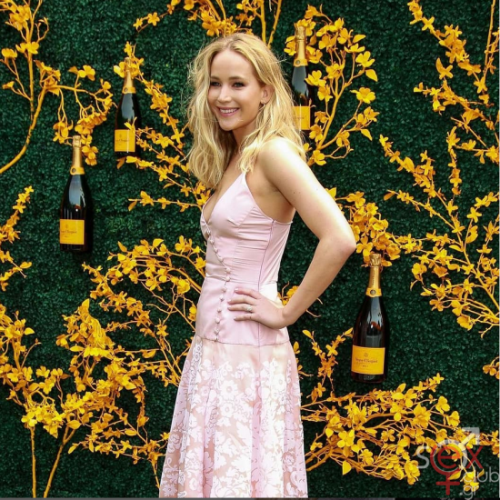 Screenshot 2025-03-29 at 20-38-48 Jennifer Lawrence (@jenniferlawrenceoffical__) • Φωτογραφίες και βίντεο στο Instagram.png