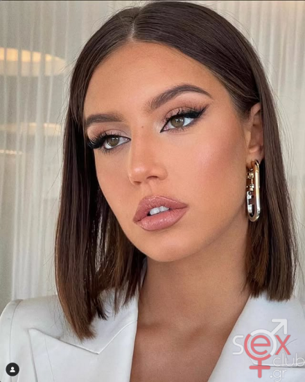 Screenshot 2025-02-18 at 08-01-40 adeleexarchopoulos • Φωτογραφίες και βίντεο στο Instagram.png