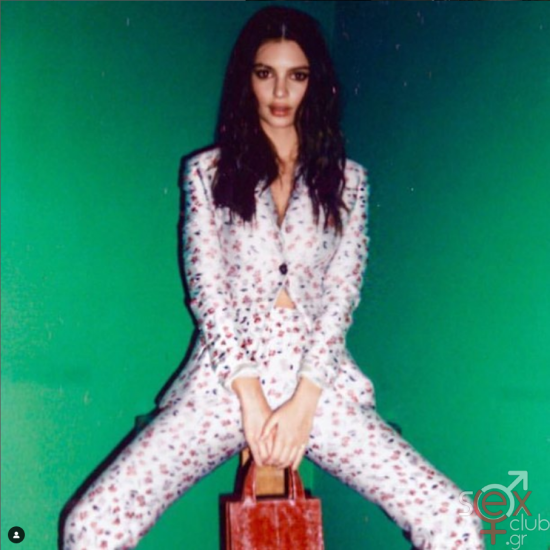 Screenshot 2024-08-21 at 07-54-27 Emily Ratajkowski (@emrata) • Φωτογραφίες και βίντεο στο Instagram.png