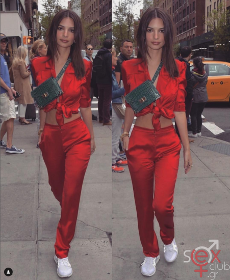 Screenshot 2024-08-21 at 08-08-10 Emily Ratajkowski (@emrata) • Φωτογραφίες και βίντεο στο Instagram.png