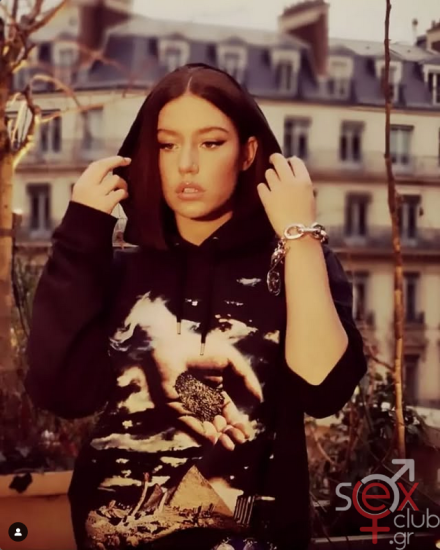Screenshot 2025-02-18 at 08-15-03 adeleexarchopoulos • Φωτογραφίες και βίντεο στο Instagram.png
