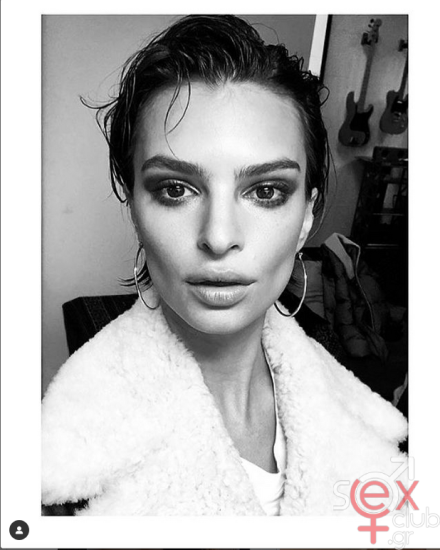 Screenshot 2024-08-21 at 20-57-59 Emily Ratajkowski (@emrata) • Φωτογραφίες και βίντεο στο Instagram.png