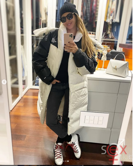 Screenshot 2025-02-09 at 23-06-00 Melissa Satta (@melissasatta) • Φωτογραφίες και βίντεο στο Instagram.png