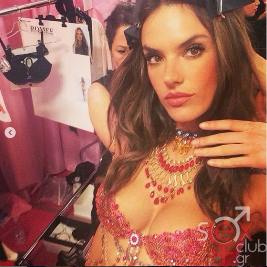 Screenshot 2025-04-06 at 20-04-51 Alessandra Ambrosio (@alessandraambrosio) • Φωτογραφίες και βίντεο στο Instagram.png