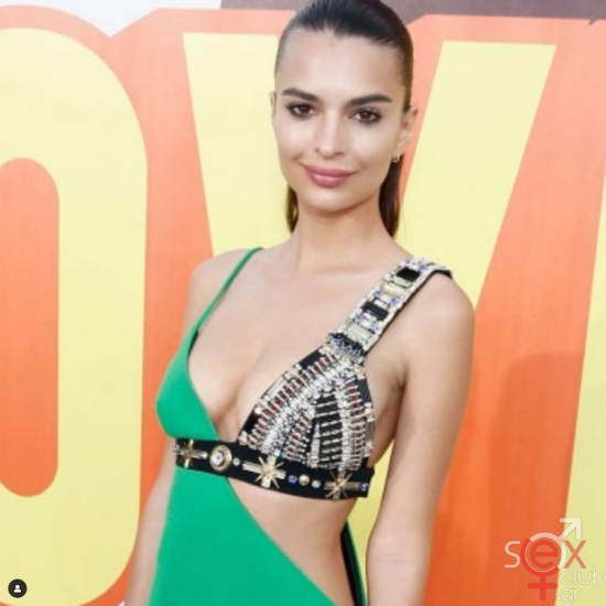 Screenshot 2024-08-29 at 01-51-07 Emily Ratajkowski (@emrata) • Φωτογραφίες και βίντεο στο Instagram.png