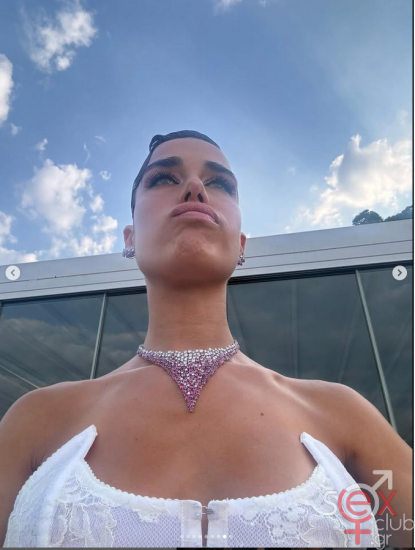 Screenshot 2025-06-22 at 20-51-44 CLARA (@soccins) • Φωτογραφίες και βίντεο στο Instagram.png