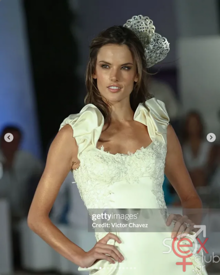 Screenshot 2025-04-06 at 20-12-08 Alessandra Ambrosio (@alessandraambrosio) • Φωτογραφίες και βίντεο στο Instagram.png