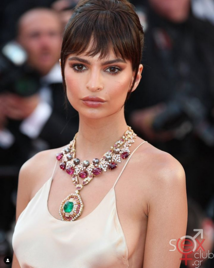 Screenshot 2024-08-29 at 01-54-52 Emily Ratajkowski (@emrata) • Φωτογραφίες και βίντεο στο Instagram.png