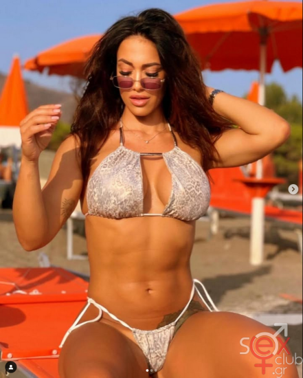 Screenshot 2025-05-18 at 19-08-45 Federica Pacela (@federica_pacela) • Φωτογραφίες και βίντεο στο Instagram.png