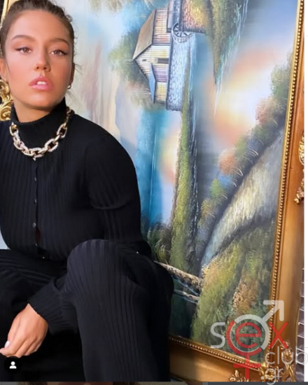 Screenshot 2025-05-18 at 21-10-15 adeleexarchopoulos • Φωτογραφίες και βίντεο στο Instagram.png